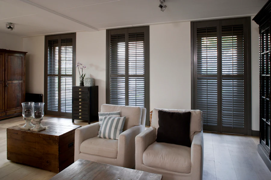 Choosing the Perfect Weaver Shutters for Your Interior Design