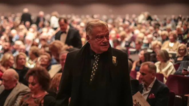 From Sportswriter to Philanthropist: The Journey of Harold Matzner