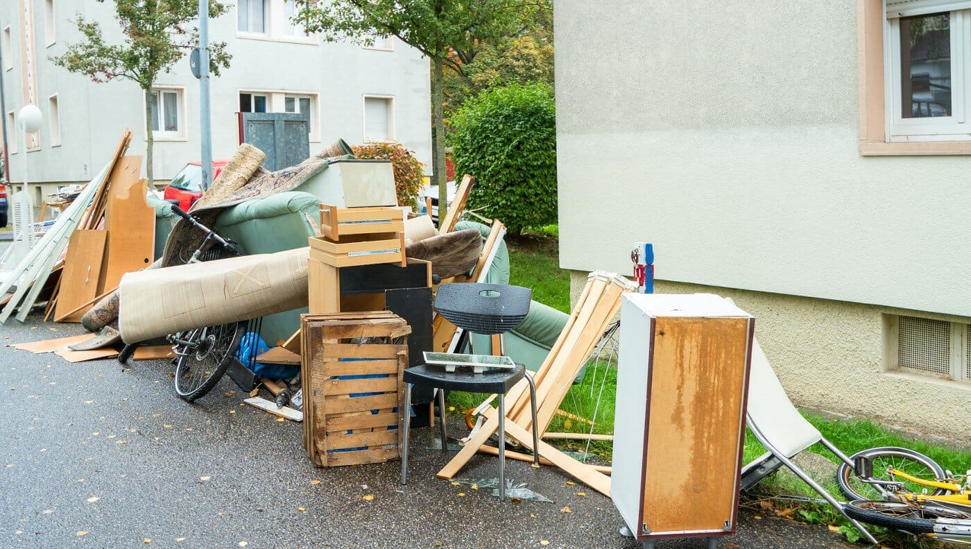 Dumpster Rental vs. Junk Removal Services – Which Is Better?